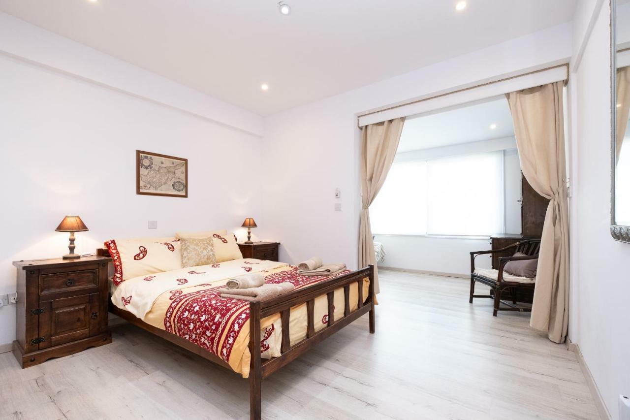 דירות Paphos Townhouse By The Sea Pirate Harbor מראה חיצוני תמונה